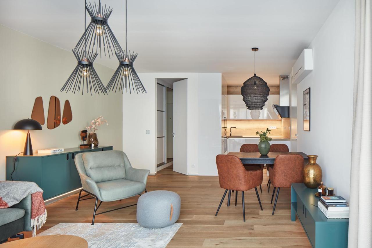 Prague Days - Stylish Apartments With Terrace - Parking - Quiet Area Экстерьер фото