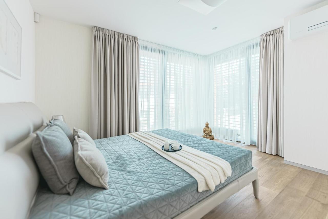 Prague Days - Stylish Apartments With Terrace - Parking - Quiet Area Экстерьер фото